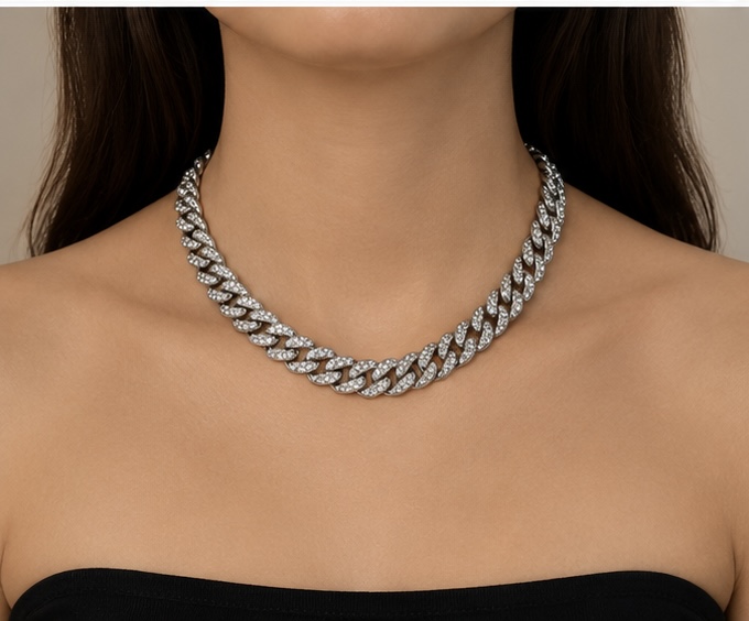 چِین کارتیه نگین دار نقره ای رنگ ثابت